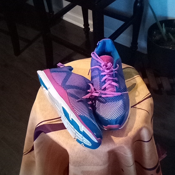 Sneakers s - Picture 2 of 3